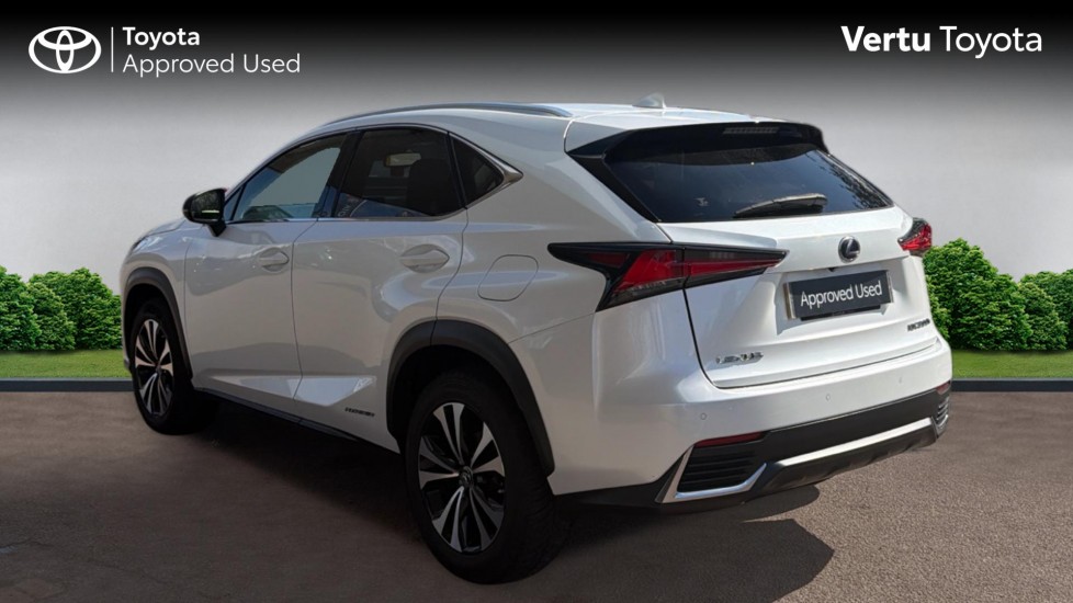 Lexus NX 300h 2.5 5dr CVT [8 Inch Nav] Hybrid Estate - Image 4