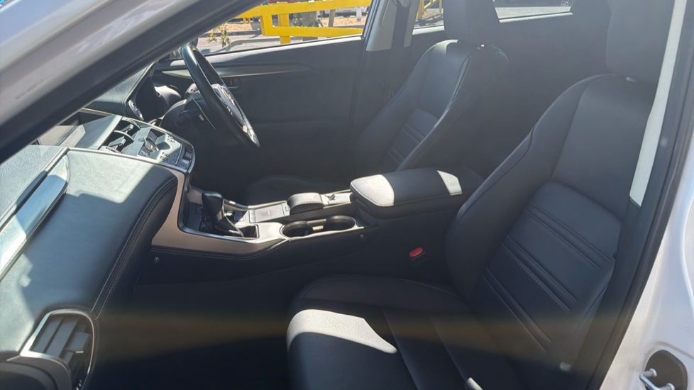 Lexus NX 300h 2.5 5dr CVT [8 Inch Nav] Hybrid Estate - Image 5