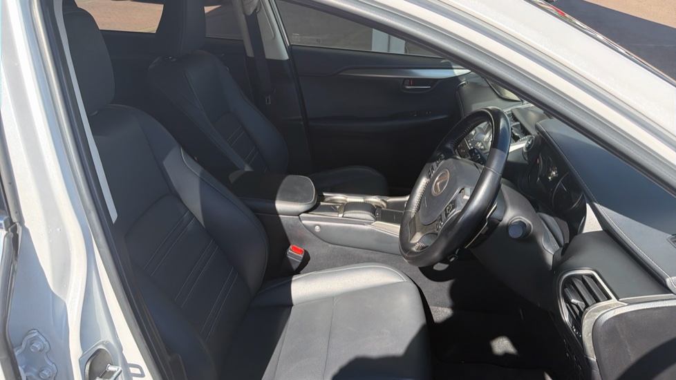 Lexus NX 300h 2.5 5dr CVT [8 Inch Nav] Hybrid Estate - Image 12