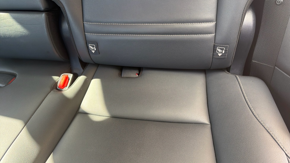 Lexus NX 300h 2.5 5dr CVT [8 Inch Nav] Hybrid Estate - Image 14