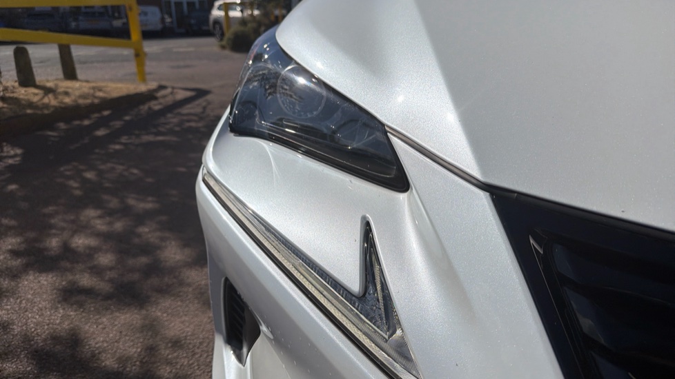 Lexus NX 300h 2.5 5dr CVT [8 Inch Nav] Hybrid Estate - Image 20