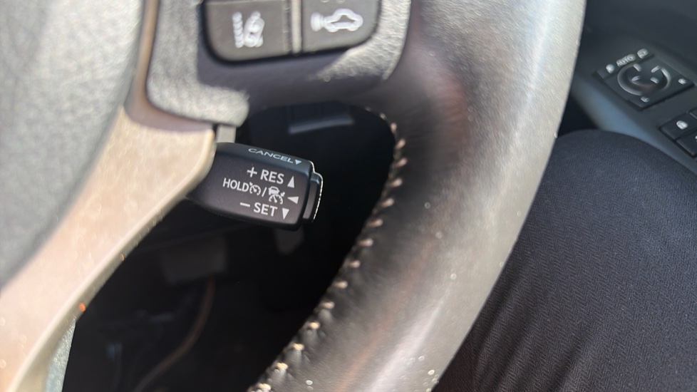 Lexus NX 300h 2.5 5dr CVT [8 Inch Nav] Hybrid Estate - Image 33
