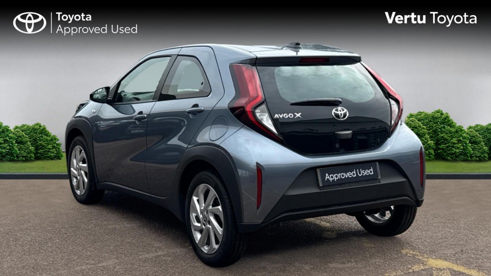 Toyota Aygo X 1.0 VVT-i Pure 5dr Auto Petrol Hatchback - Image 4
