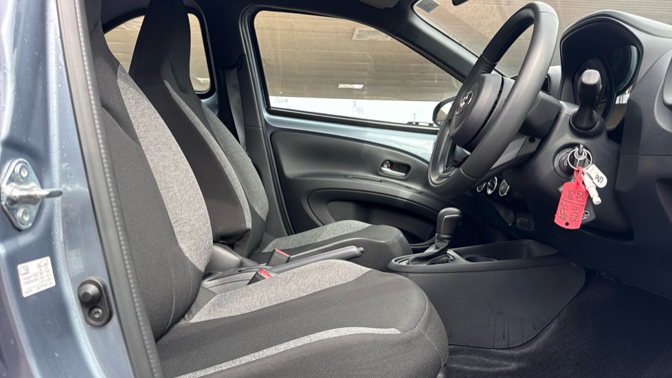 Toyota Aygo X 1.0 VVT-i Pure 5dr Auto Petrol Hatchback - Image 12