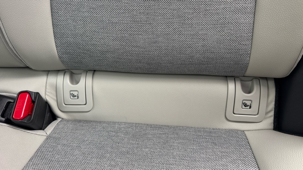 Toyota Yaris 1.5 Hybrid Excel 5dr CVT Hybrid Hatchback - Image 14