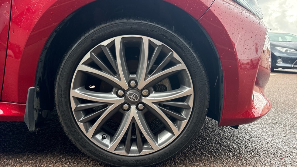 Toyota Yaris 1.5 Hybrid Excel 5dr CVT Hybrid Hatchback - Image 25
