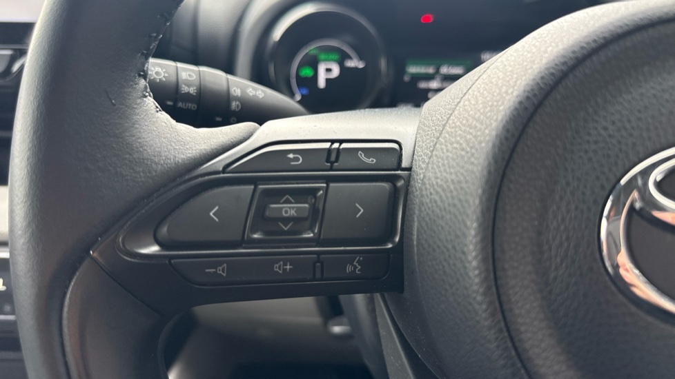 Toyota Yaris 1.5 Hybrid Excel 5dr CVT Hybrid Hatchback - Image 39