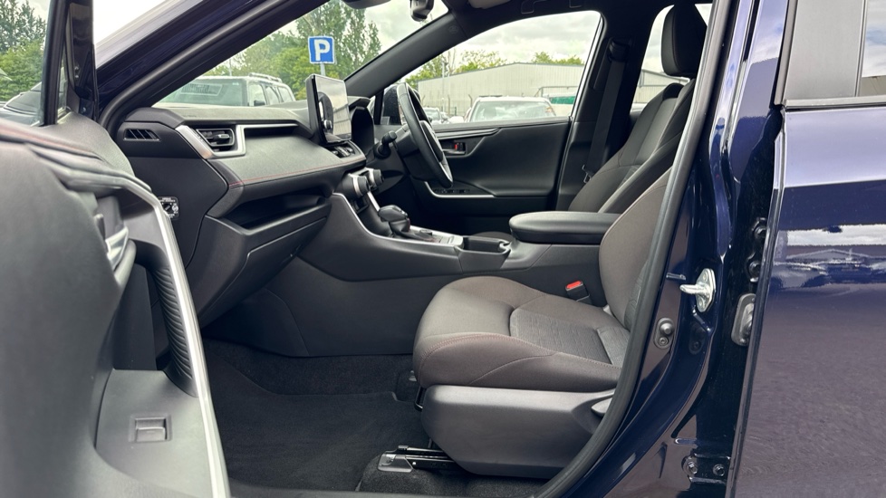Toyota RAV4 2.5 PHEV Design 5dr CVT Estate - Image 5