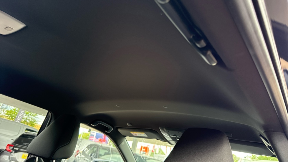 Toyota RAV4 2.5 PHEV Design 5dr CVT Estate - Image 19