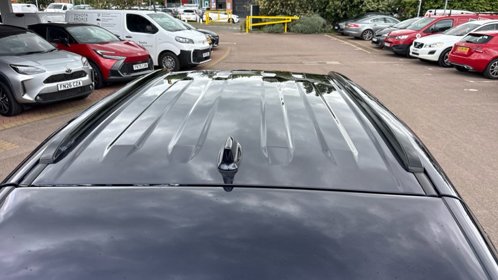 Toyota RAV4 2.5 PHEV Design 5dr CVT Estate - Image 29