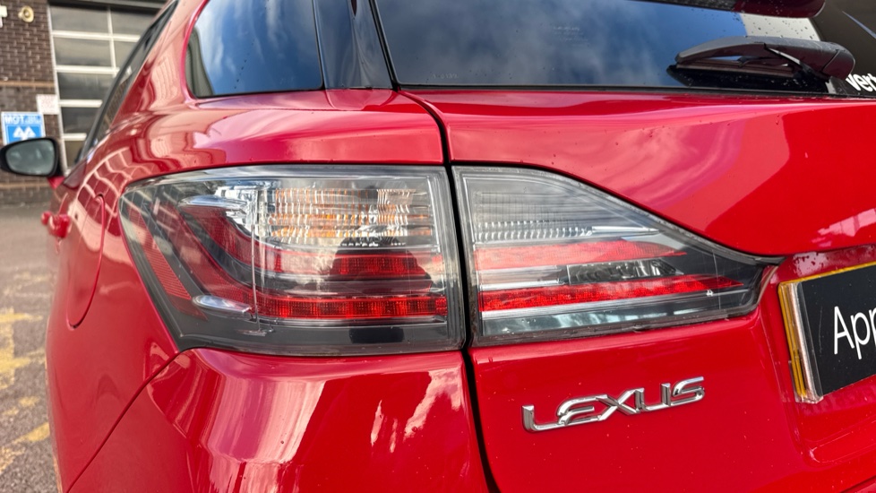 Lexus CT 200h 1.8 Advance 5dr CVT Auto Hybrid Hatchback - Image 21
