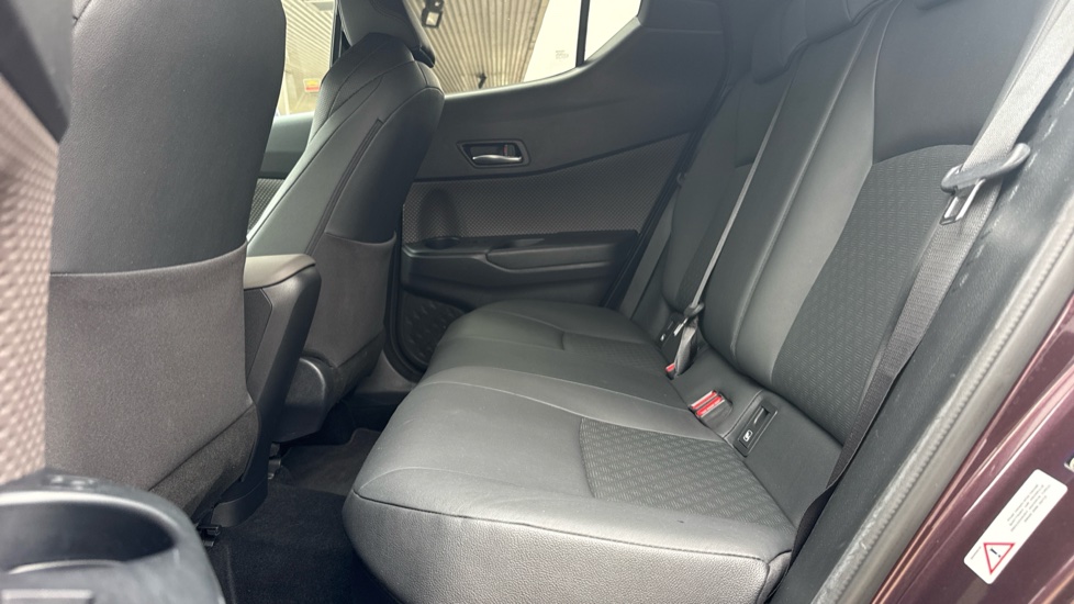 Toyota C-HR 2.0 Hybrid Excel 5dr CVT Hybrid Hatchback - Image 15