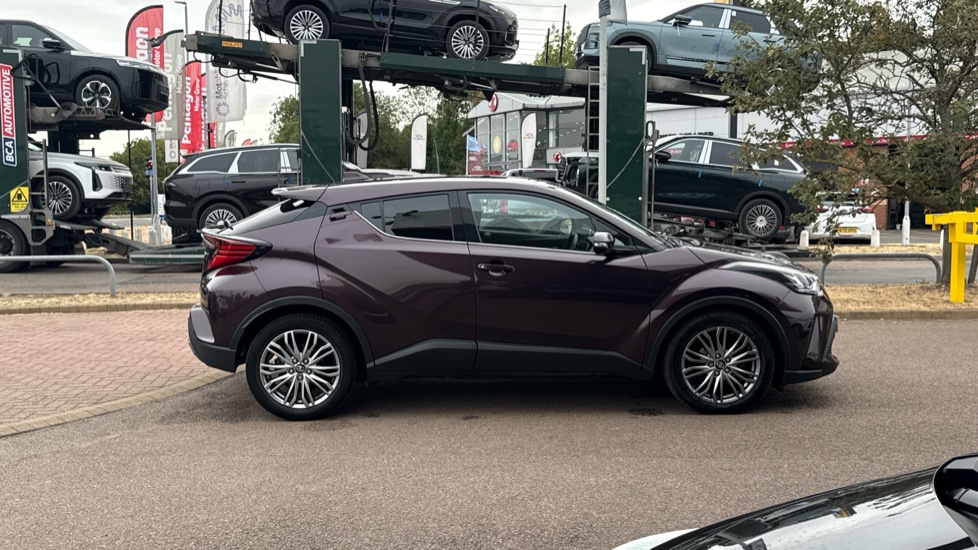 Toyota C-HR 2.0 Hybrid Excel 5dr CVT Hybrid Hatchback - Image 23