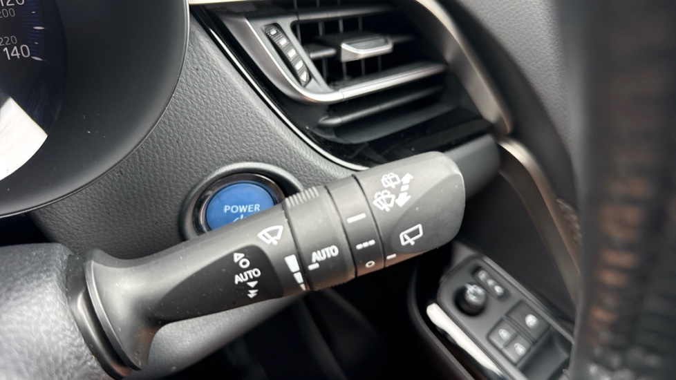 Toyota C-HR 2.0 Hybrid Excel 5dr CVT Hybrid Hatchback - Image 34