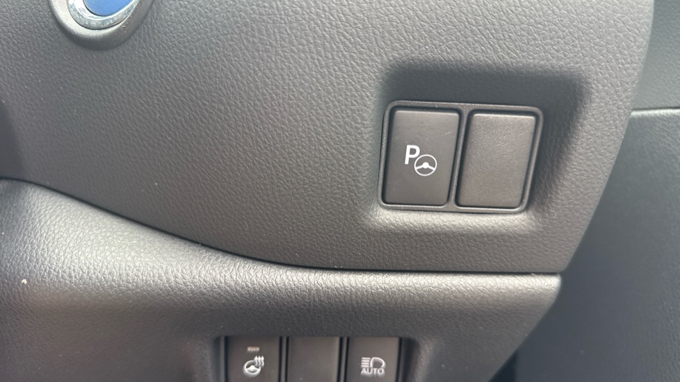 Toyota C-HR 2.0 Hybrid Excel 5dr CVT Hybrid Hatchback - Image 51