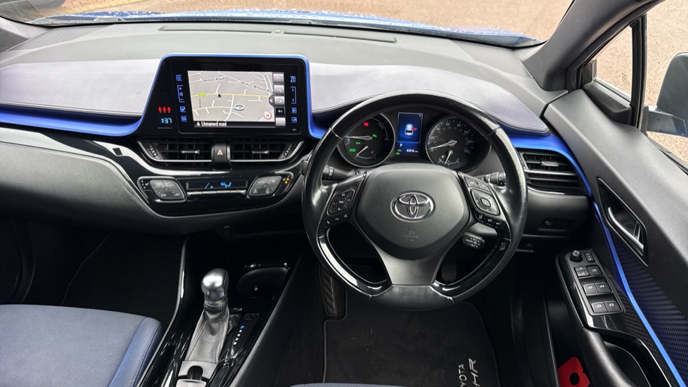 Toyota C-HR 1.8 Hybrid Dynamic 5dr CVT Hybrid Hatchback - Image 6