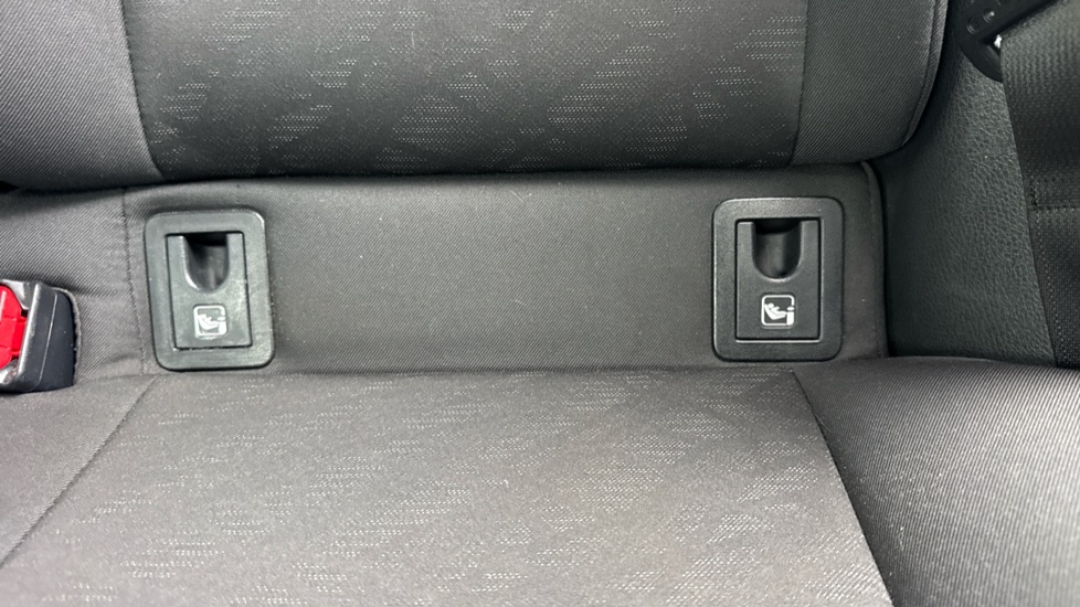 Toyota C-HR 1.8 Hybrid Dynamic 5dr CVT Hybrid Hatchback - Image 14