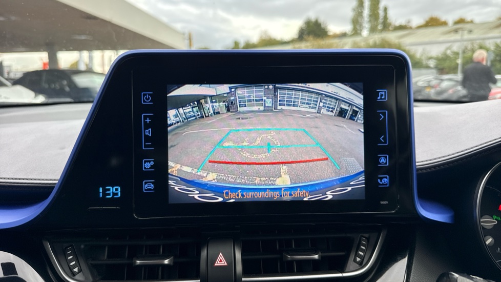 Toyota C-HR 1.8 Hybrid Dynamic 5dr CVT Hybrid Hatchback - Image 36