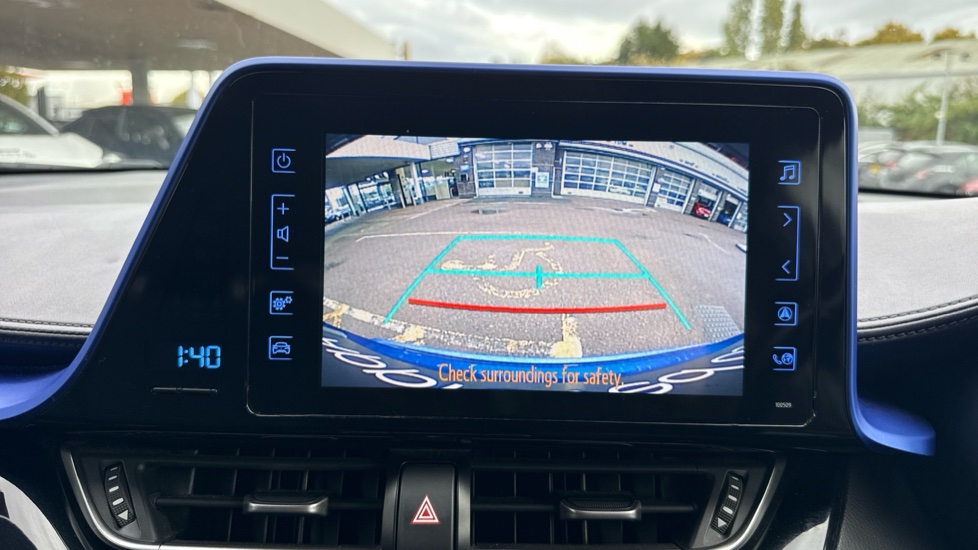 Toyota C-HR 1.8 Hybrid Dynamic 5dr CVT Hybrid Hatchback - Image 44