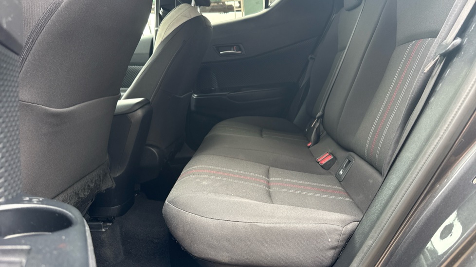Toyota C-HR 1.8 Hybrid GR Sport 5dr CVT Hybrid Hatchback - Image 15