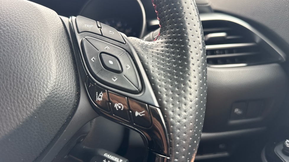 Toyota C-HR 1.8 Hybrid GR Sport 5dr CVT Hybrid Hatchback - Image 30