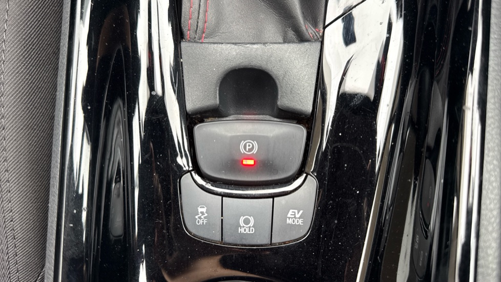Toyota C-HR 1.8 Hybrid GR Sport 5dr CVT Hybrid Hatchback - Image 45