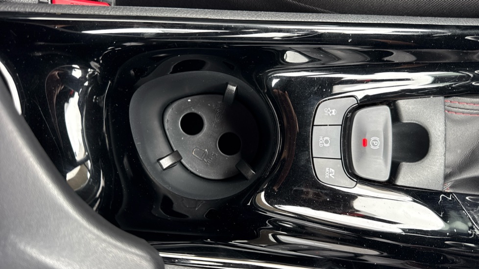 Toyota C-HR 1.8 Hybrid GR Sport 5dr CVT Hybrid Hatchback - Image 46