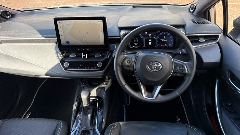 Toyota Corolla 1.8 Hybrid Excel 5dr CVT Hybrid Hatchback - Image 6