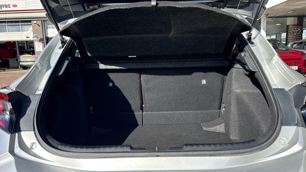 Toyota Corolla 1.8 Hybrid Excel 5dr CVT Hybrid Hatchback - Image 13