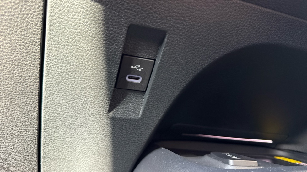Toyota Corolla 1.8 Hybrid Excel 5dr CVT Hybrid Hatchback - Image 37