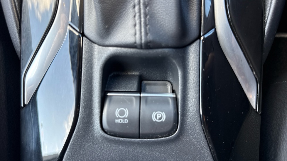 Toyota Corolla 1.8 Hybrid Excel 5dr CVT Hybrid Hatchback - Image 49