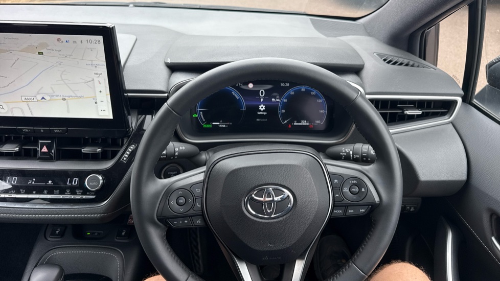 Toyota Corolla 1.8 Hybrid Design 5dr CVT Hybrid Estate - Image 7