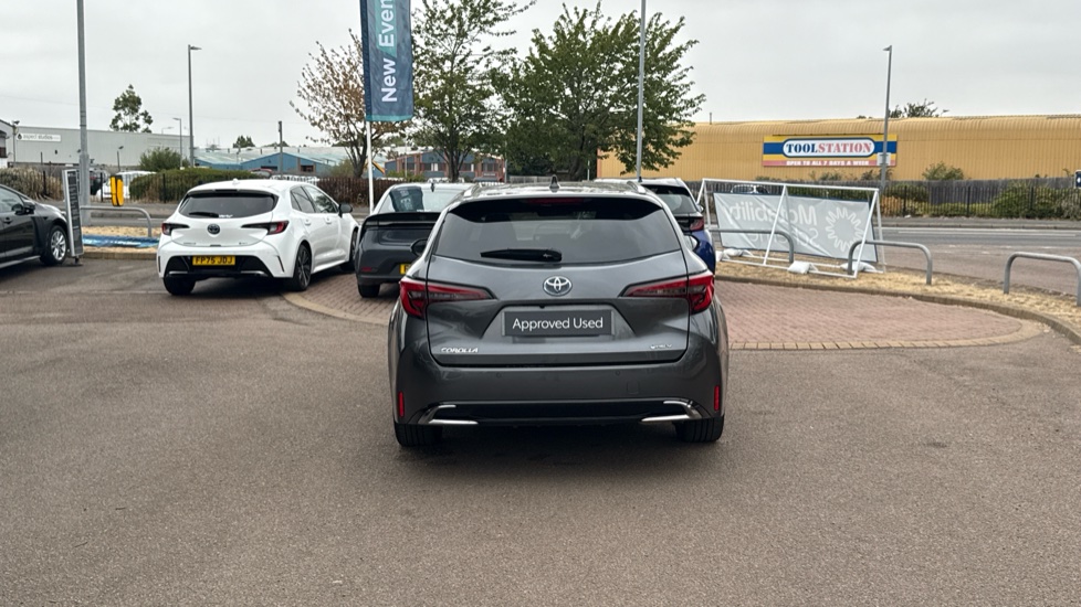 Toyota Corolla 1.8 Hybrid Design 5dr CVT Hybrid Estate - Image 26