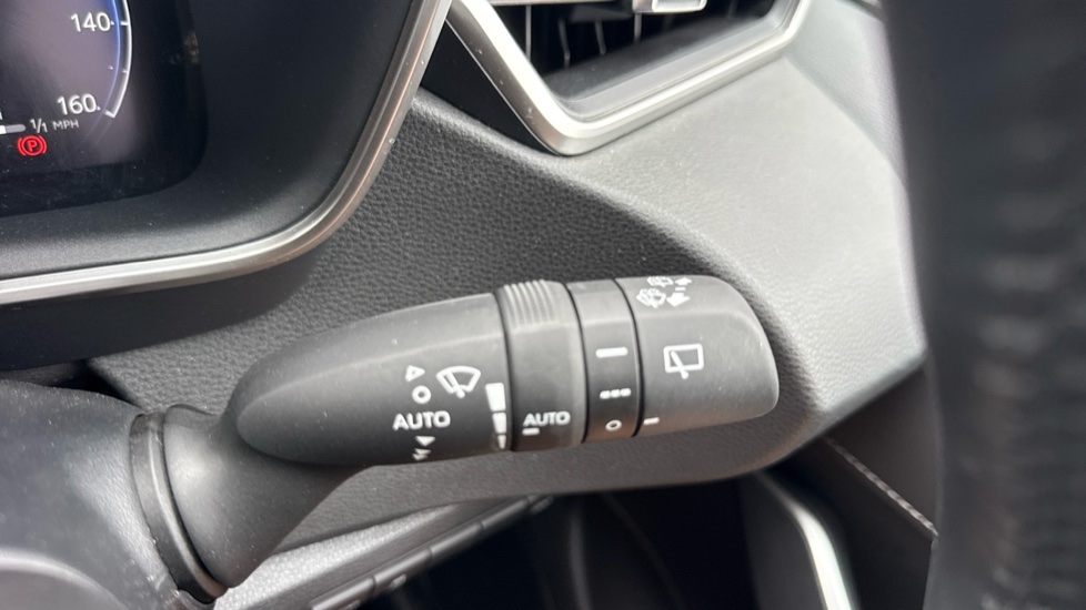 Toyota Corolla 1.8 Hybrid Design 5dr CVT Hybrid Estate - Image 34