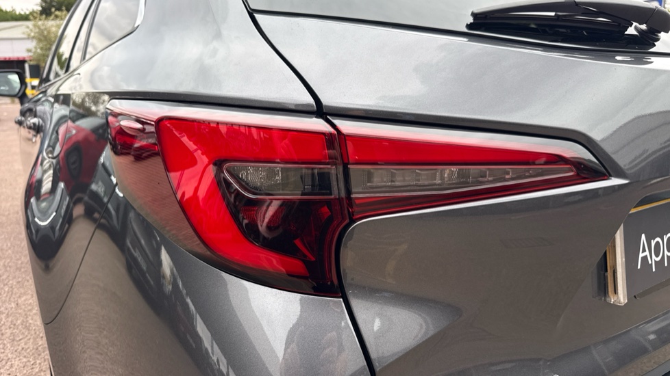 Toyota Corolla 1.8 Hybrid Excel 5dr CVT Hybrid Estate - Image 21