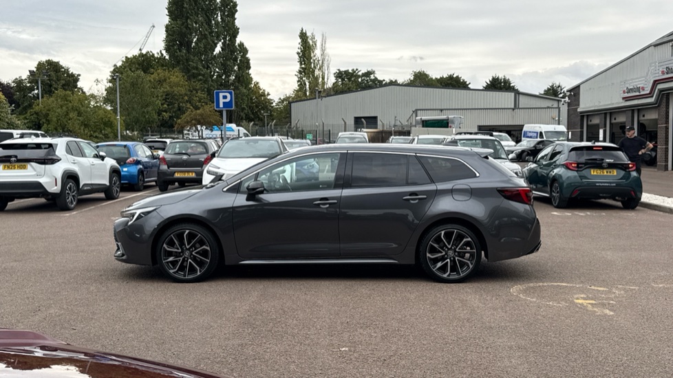 Toyota Corolla 1.8 Hybrid Excel 5dr CVT Hybrid Estate - Image 24