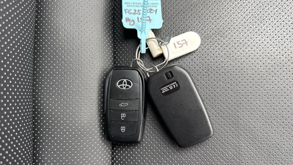 Toyota Corolla 1.8 Hybrid Excel 5dr CVT Hybrid Estate - Image 28