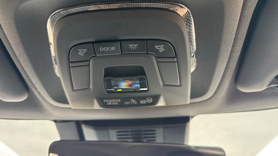 Toyota Corolla 1.8 Hybrid Excel 5dr CVT Hybrid Estate - Image 51