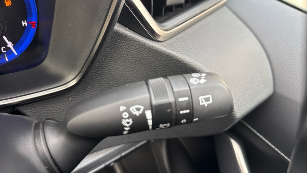 Toyota Corolla 1.8 VVT-i Hybrid Icon Tech 5dr CVT Hybrid Hatchback - Image 34