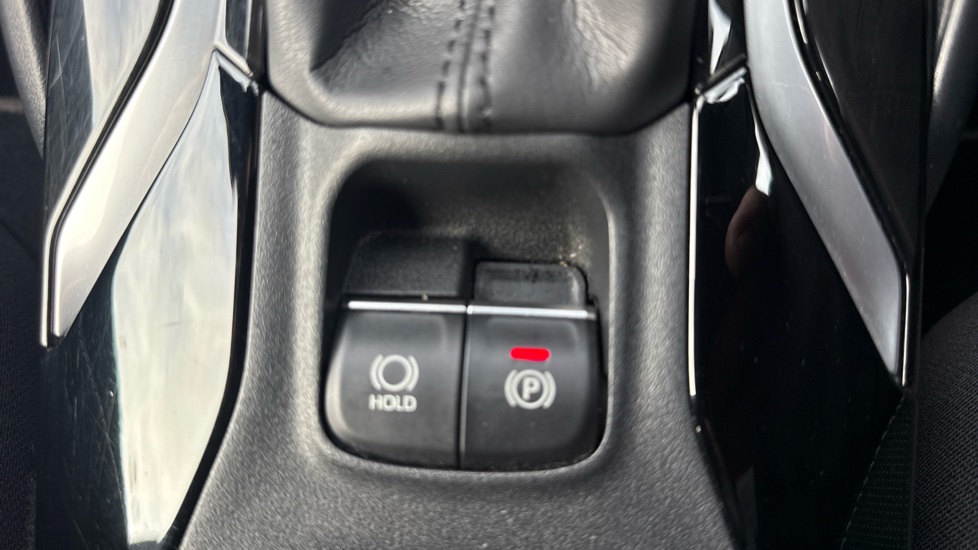 Toyota Corolla 1.8 VVT-i Hybrid Icon Tech 5dr CVT Hybrid Hatchback - Image 46
