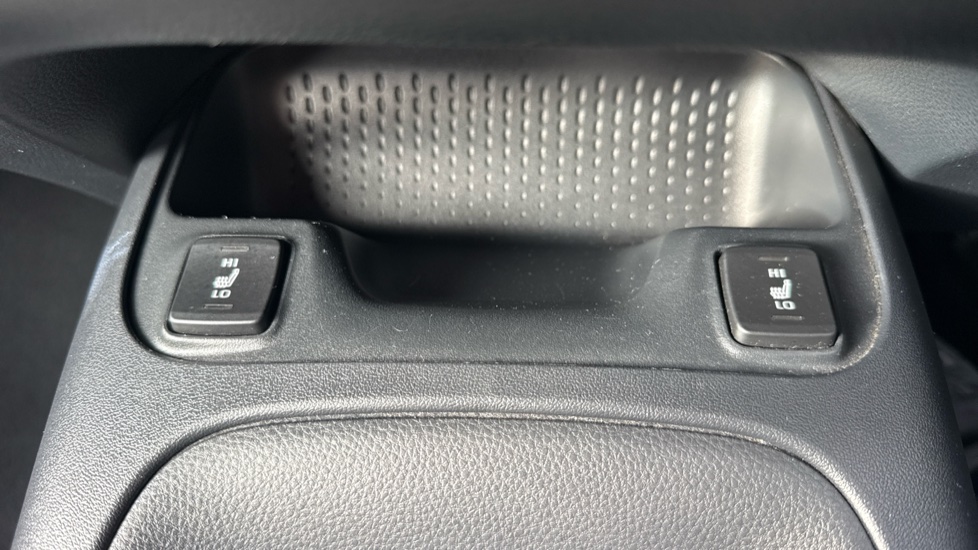 Toyota Corolla 1.8 VVT-i Hybrid Icon Tech 5dr CVT Hybrid Hatchback - Image 48
