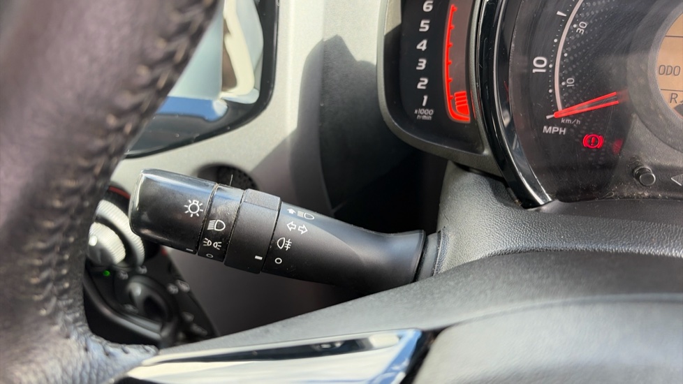 Toyota Aygo 1.0 VVT-i X-Play TSS 5dr Petrol Hatchback - Image 35