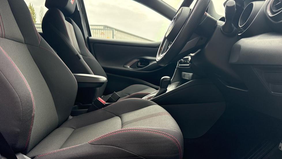 Toyota Yaris 1.5 Hybrid GR Sport 5dr CVT Hybrid Hatchback - Image 12