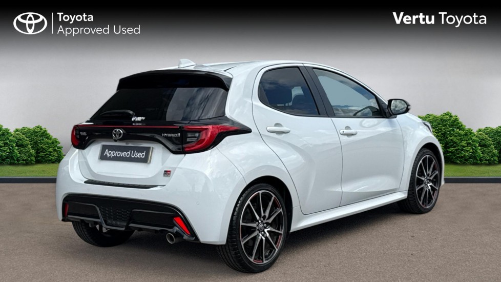Toyota Yaris 1.5 Hybrid GR Sport 5dr CVT Hybrid Hatchback - Image 2