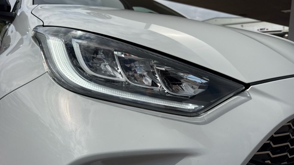 Toyota Yaris 1.5 Hybrid GR Sport 5dr CVT Hybrid Hatchback - Image 20