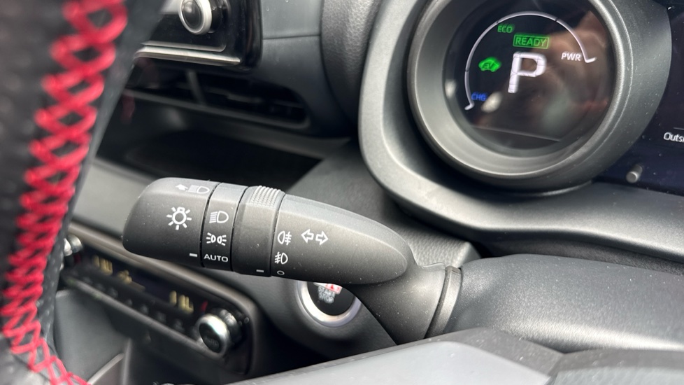 Toyota Yaris 1.5 Hybrid GR Sport 5dr CVT Hybrid Hatchback - Image 32