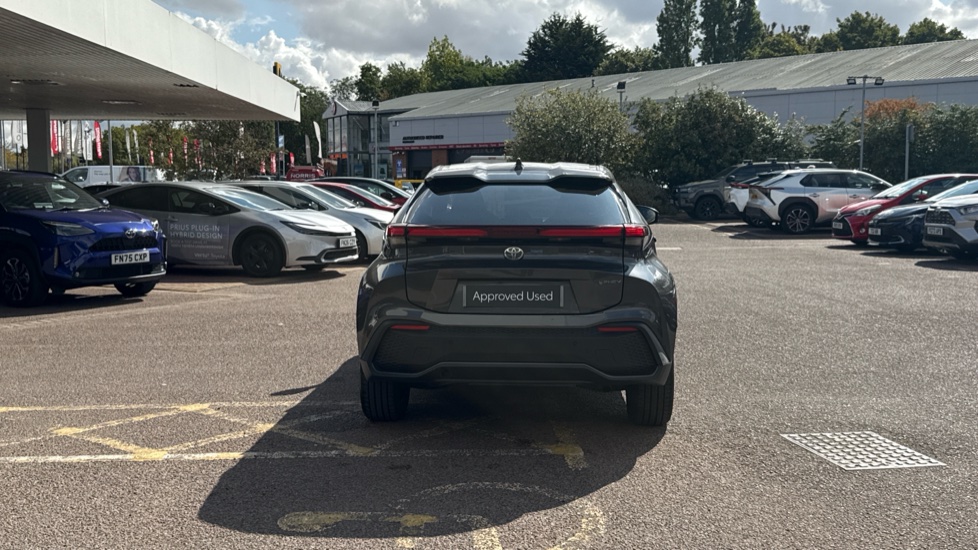 Toyota C-HR 2.0 PHEV Design 5dr CVT Hatchback - Image 26