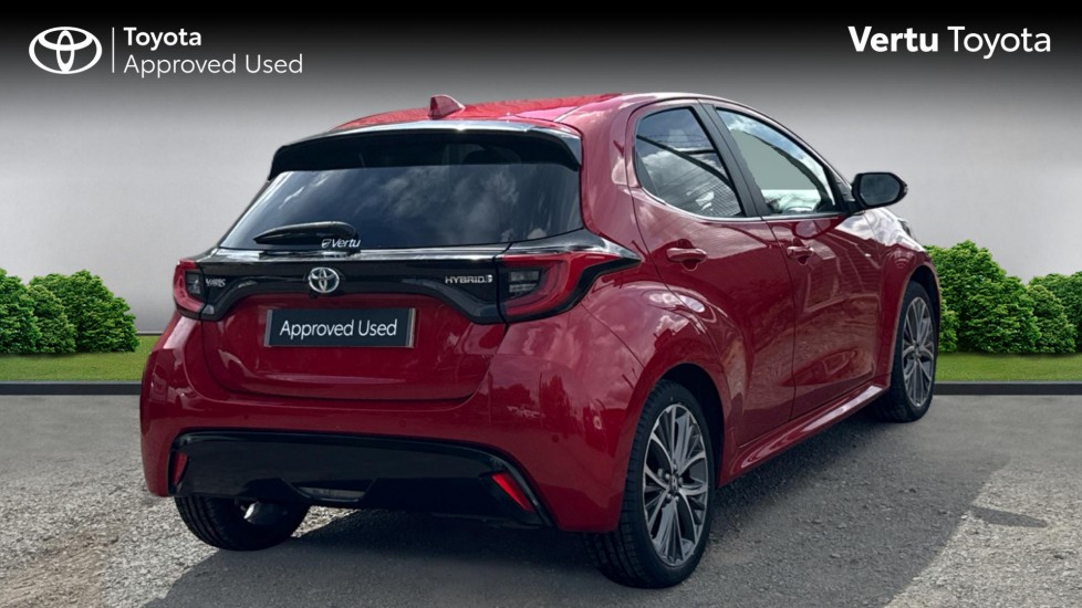 Toyota Yaris 1.5 Hybrid Excel 5dr CVT Hybrid Hatchback - Image 2