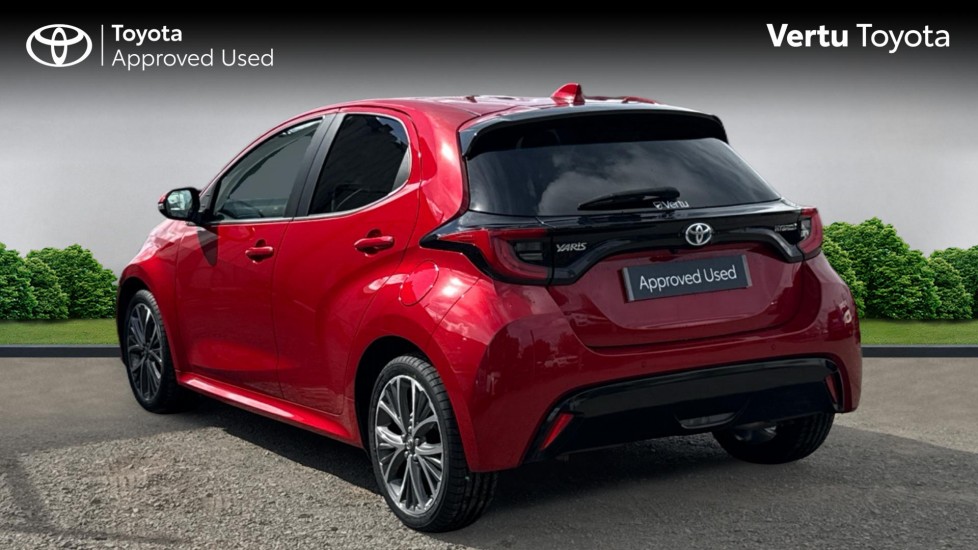 Toyota Yaris 1.5 Hybrid Excel 5dr CVT Hybrid Hatchback - Image 4