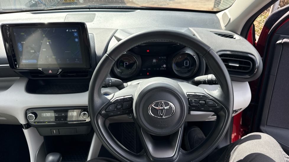Toyota Yaris 1.5 Hybrid Excel 5dr CVT Hybrid Hatchback - Image 7